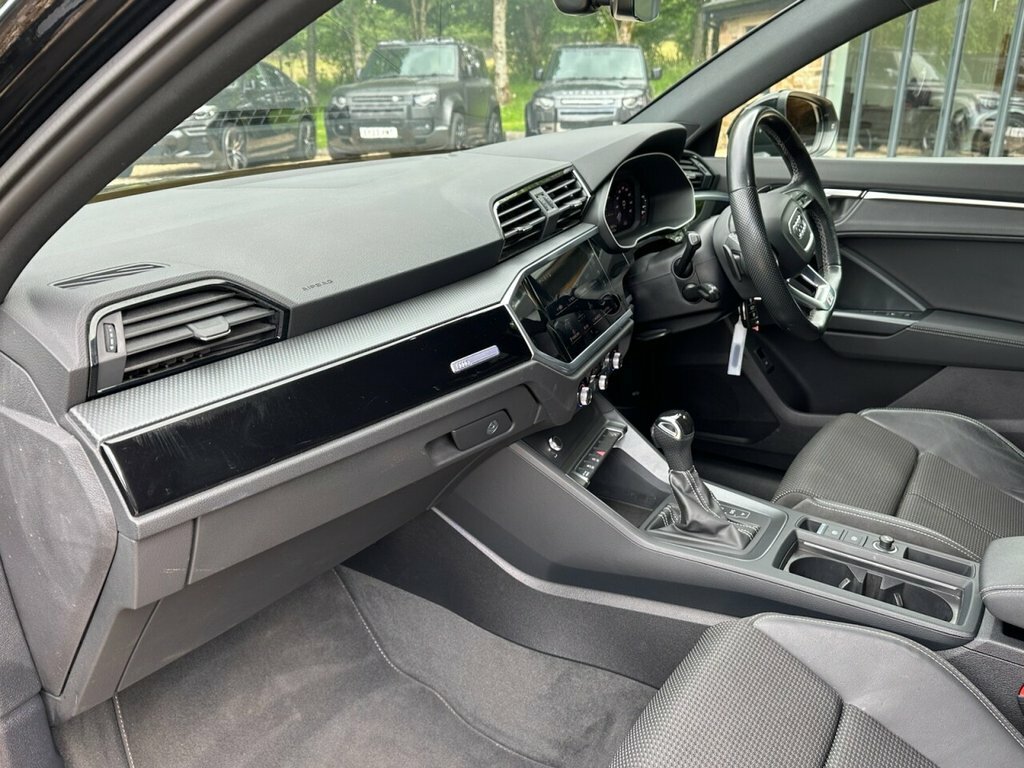Audi Q3 1.5L Black Edition FV21BPX Black #2