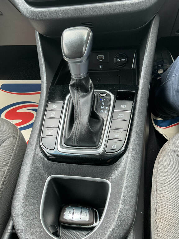 Hyundai Ioniq Hatchback Blue #18