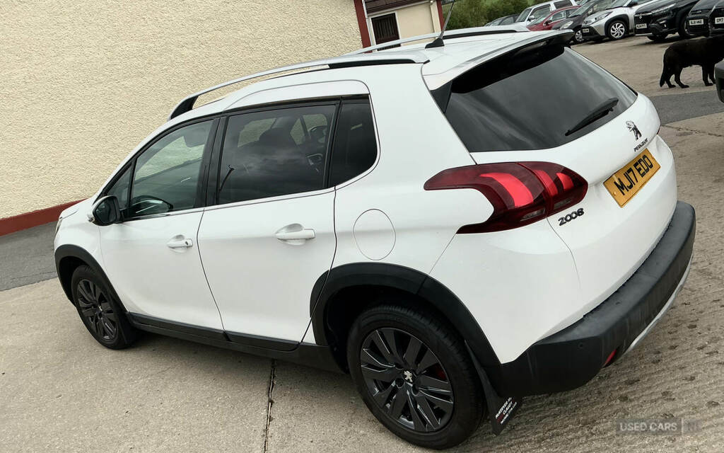 Peugeot 2008 1.6 Bluehdi 100 Allure Start Stop White #4