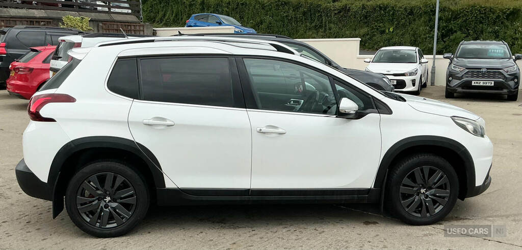 Peugeot 2008 Puretech Active Grey #9
