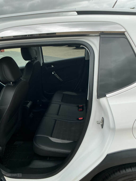 Peugeot 2008 Puretech Active Grey #12