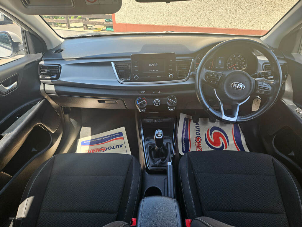 Kia RIO Hatchback 1.4 Crdi 2 Euro 6 Ss 201767 White #9