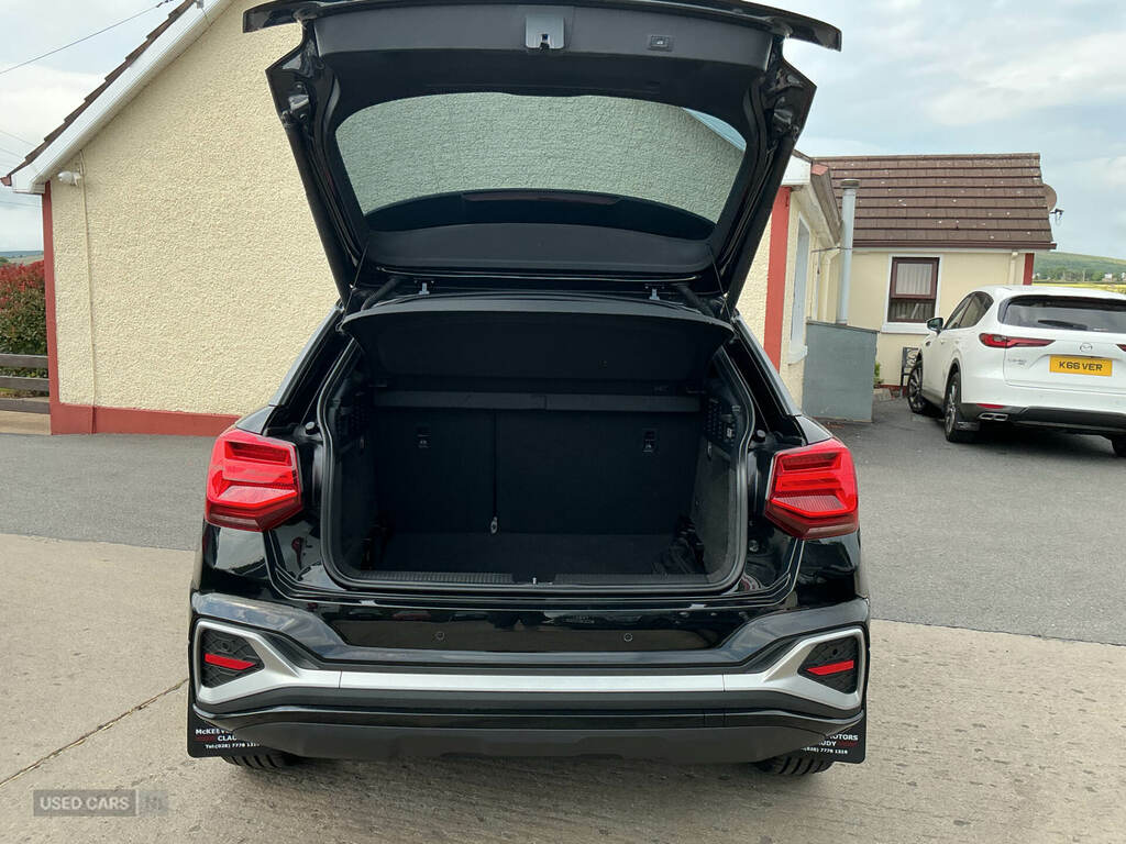 Audi Q2 35 Tdi Quattro S Line S Tronic Black #5