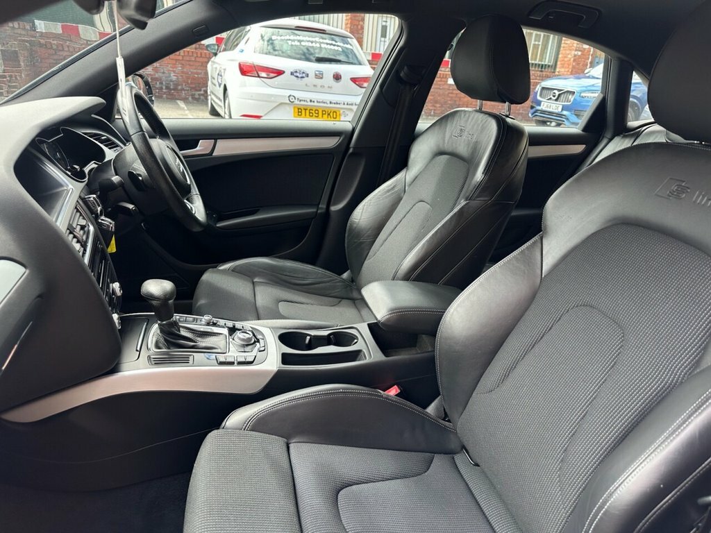 Audi A4 3L S Line Black #4