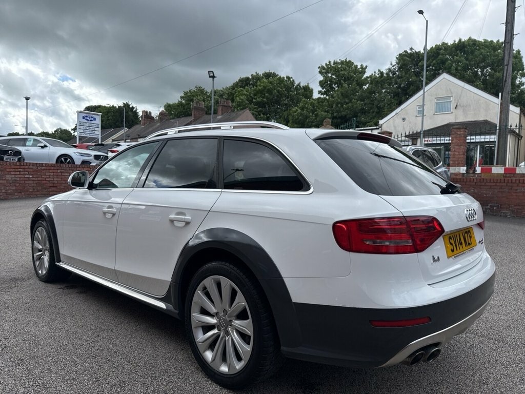 Audi A4 Allroad Avant 2.0 Black #29