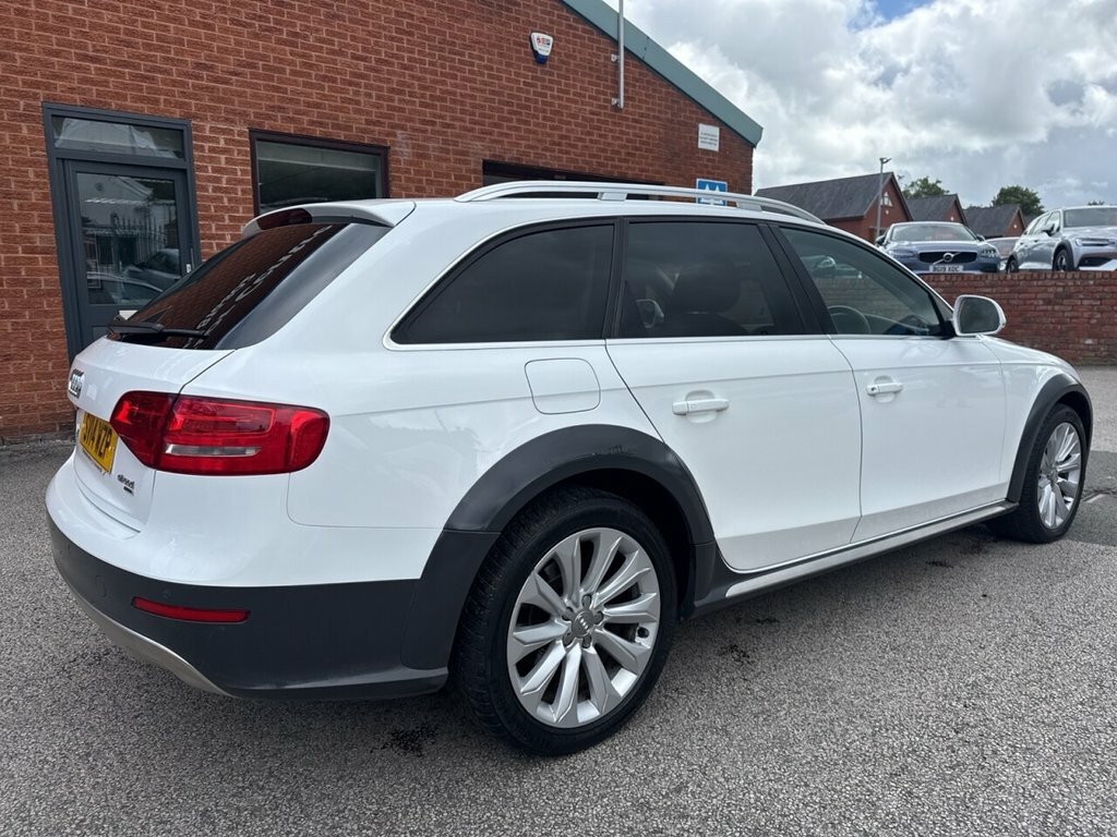 Audi A4 Allroad Avant 2.0 Black #33