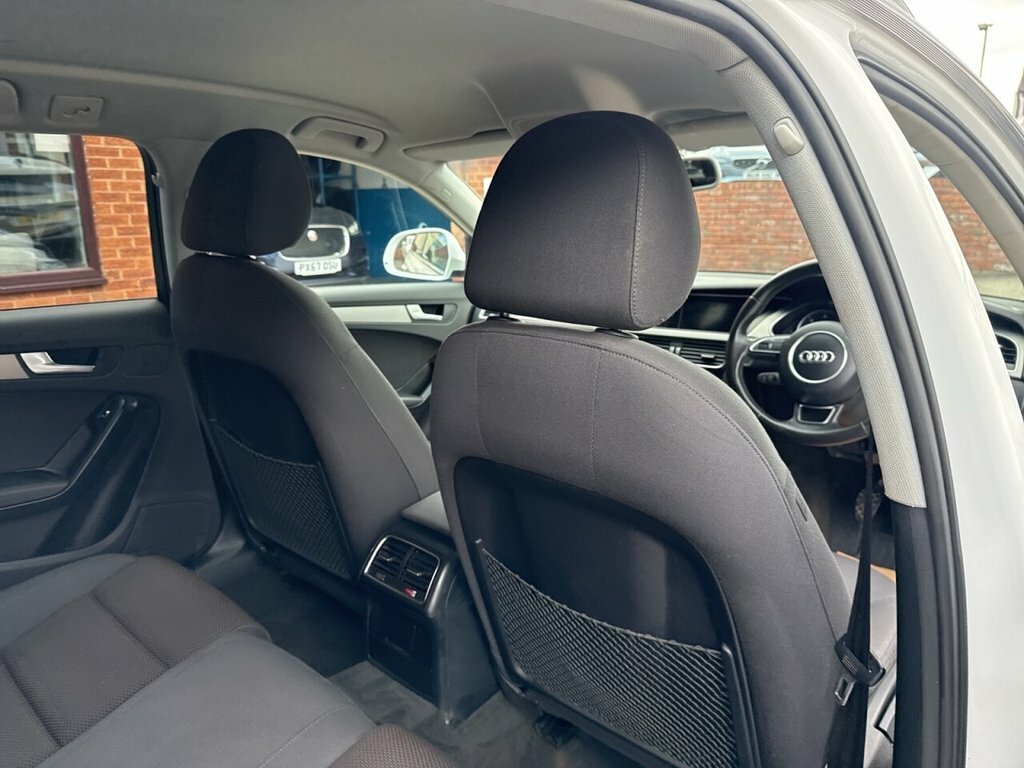 Audi A4 Allroad Avant 2.0 Black #15