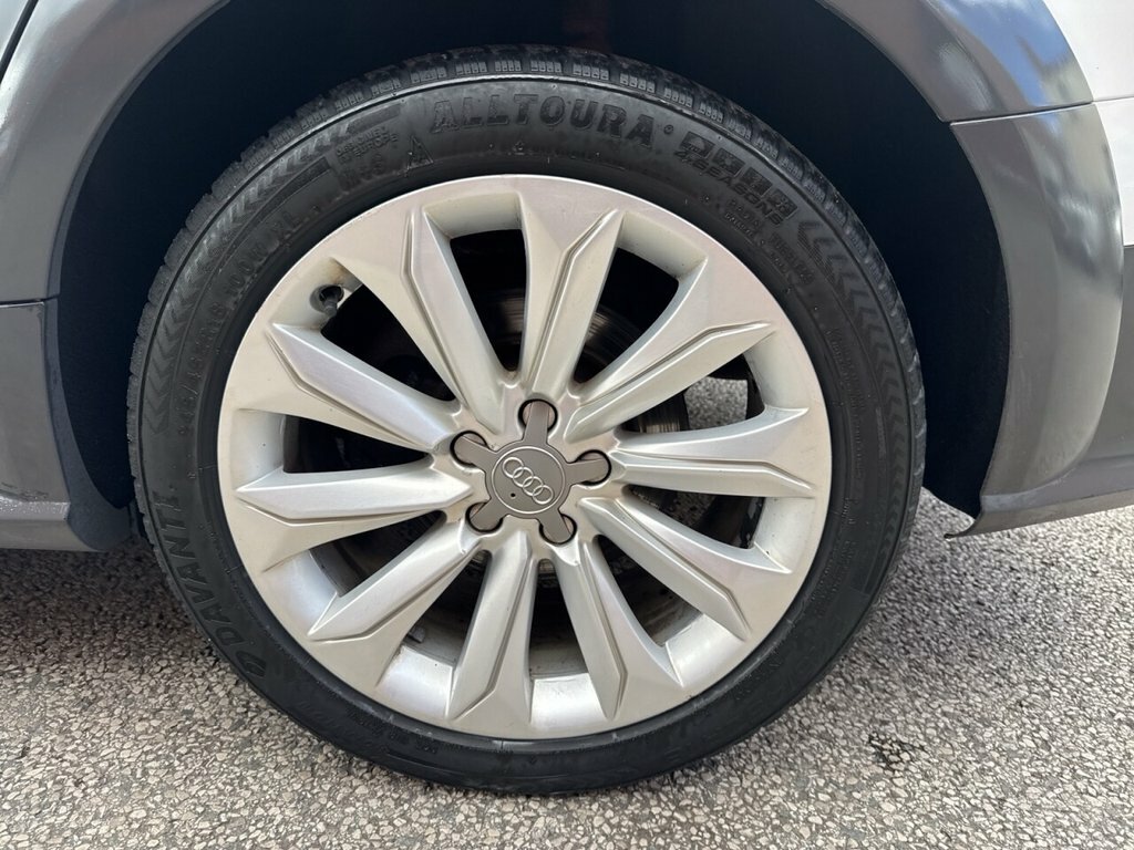 Audi A4 Allroad Avant 2.0 Black #37