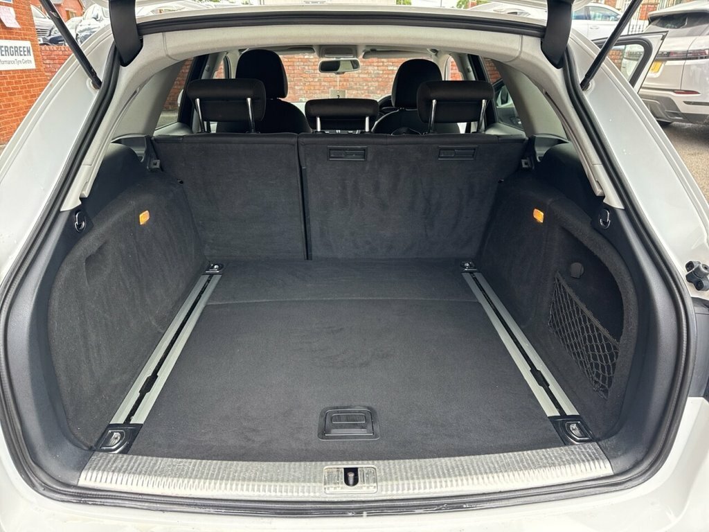 Audi A4 Allroad Avant 2.0 Black #17