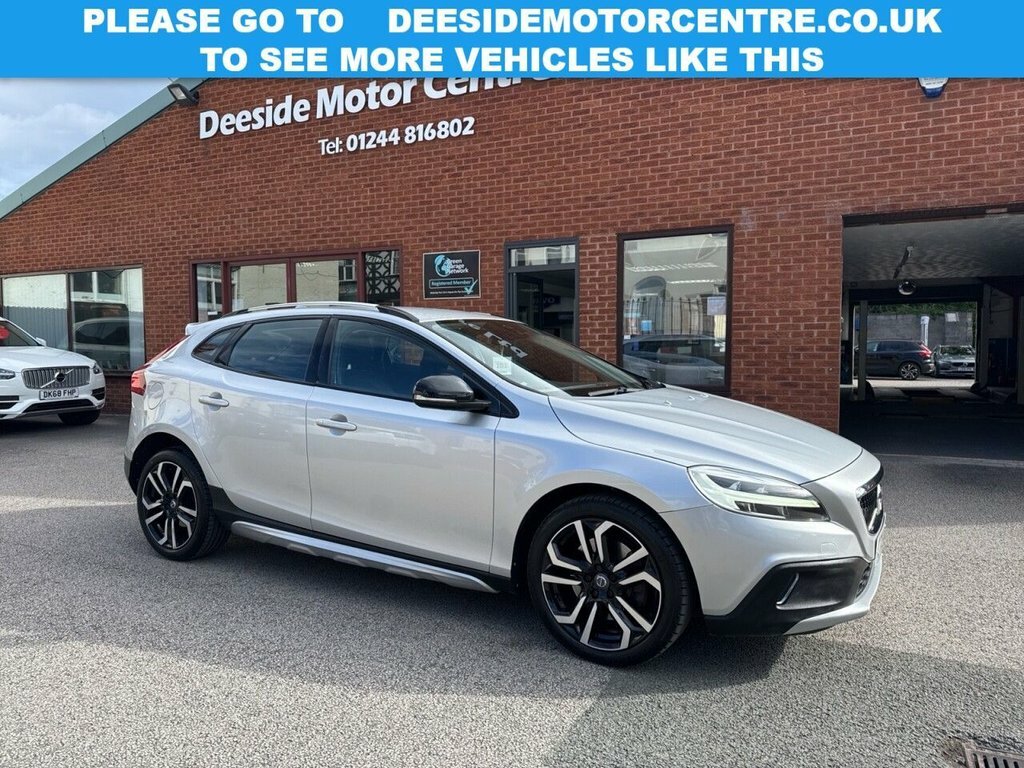 Volvo V40 Cross Country 1.5L Pro Silver