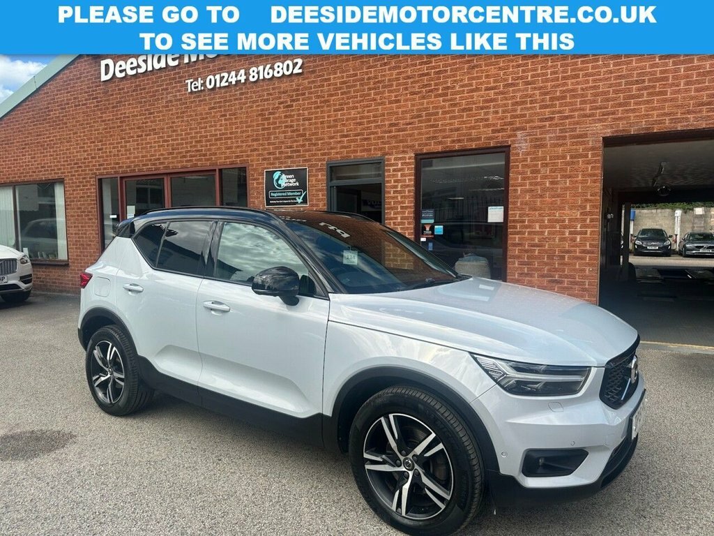 Volvo XC40 2L R-design Silver