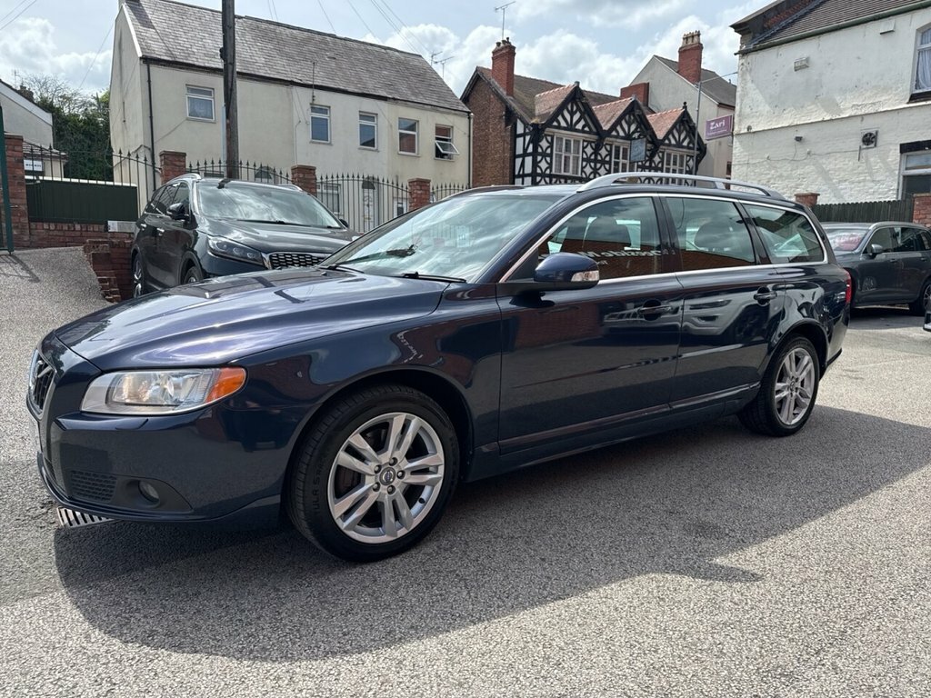 Volvo V70 2L Se Lux Blue #2