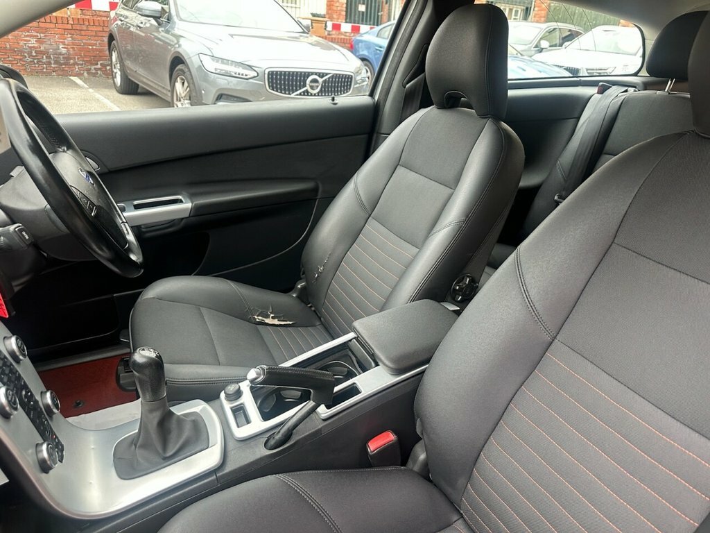 Volvo C30 Hatchback Silver #5