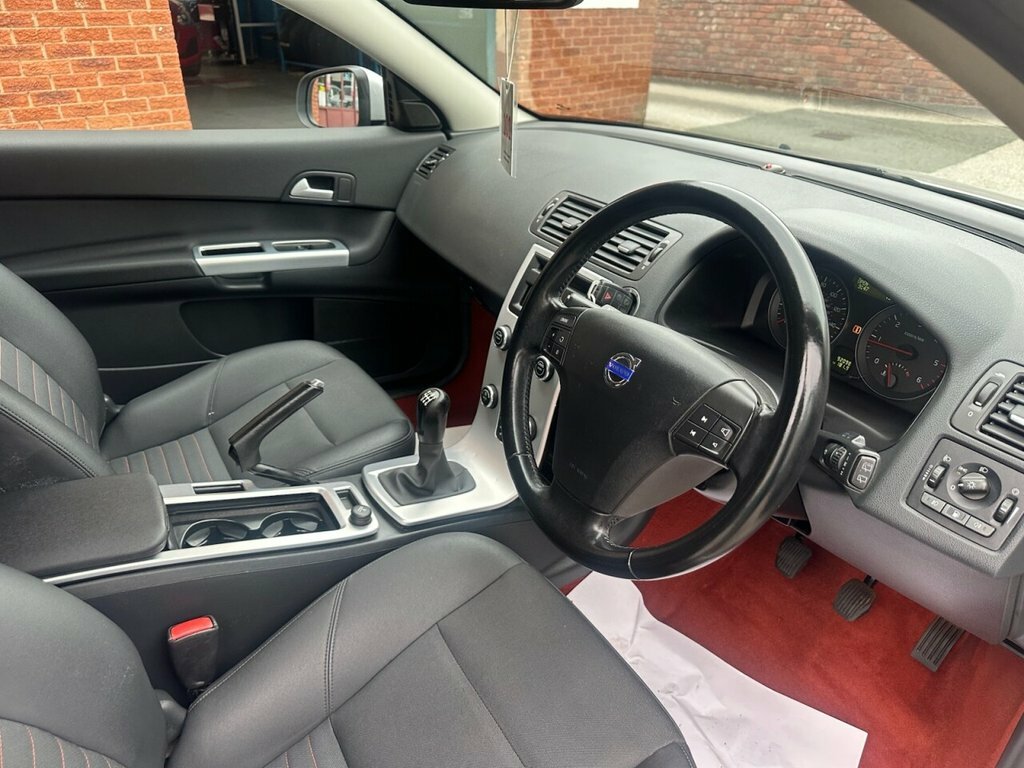 Volvo C30 Hatchback Silver #4