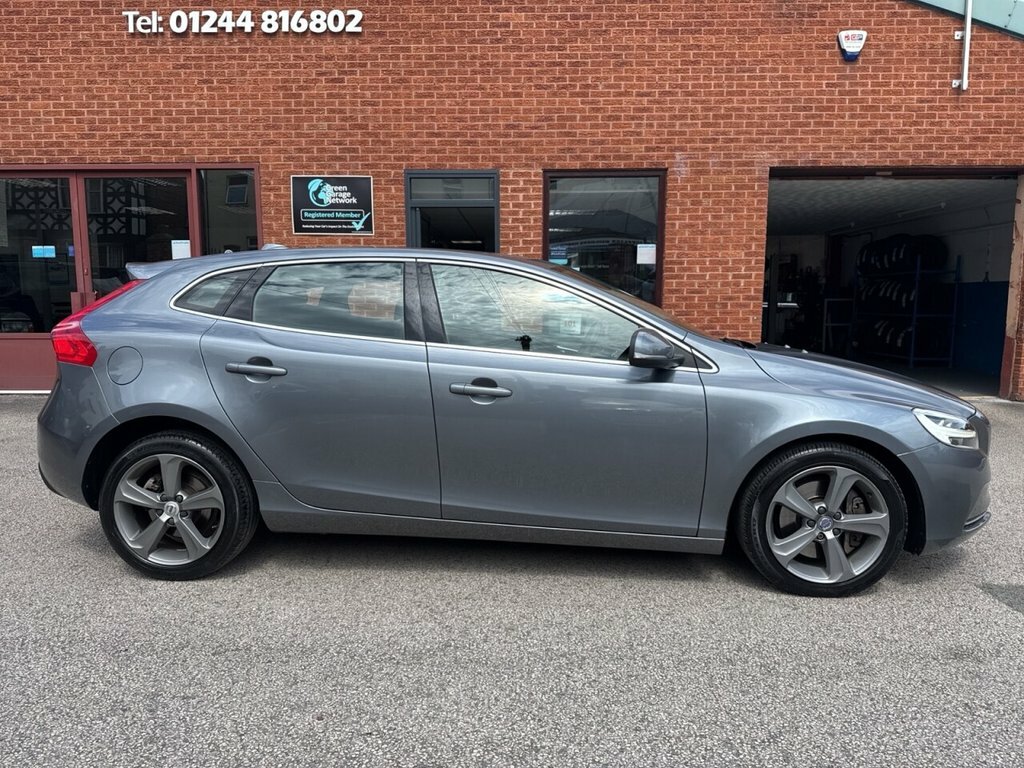Volvo V40 1.5L Inscription Grey #2