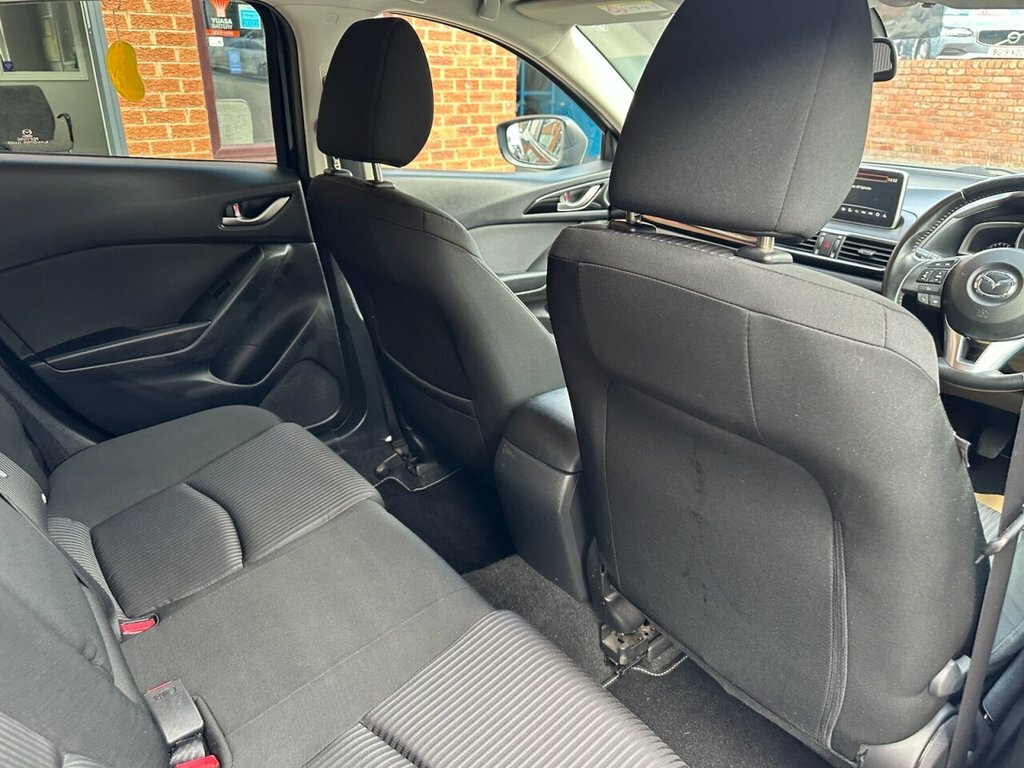 Mazda 3 2.0 Skyactiv-g Sport Nav Hatchback Silver #17