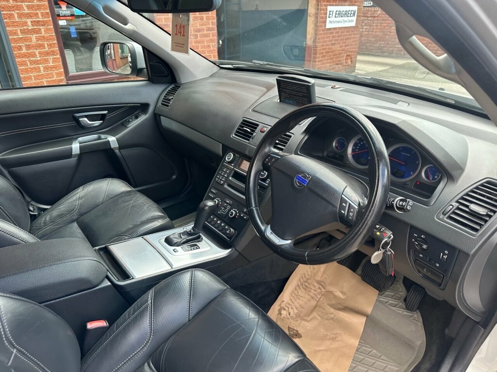 Volvo XC90 2.4L R-design Nav Silver #4
