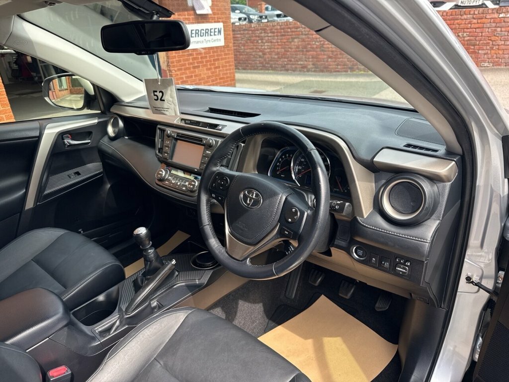Toyota Rav 4 2.2L Invincible Silver #4