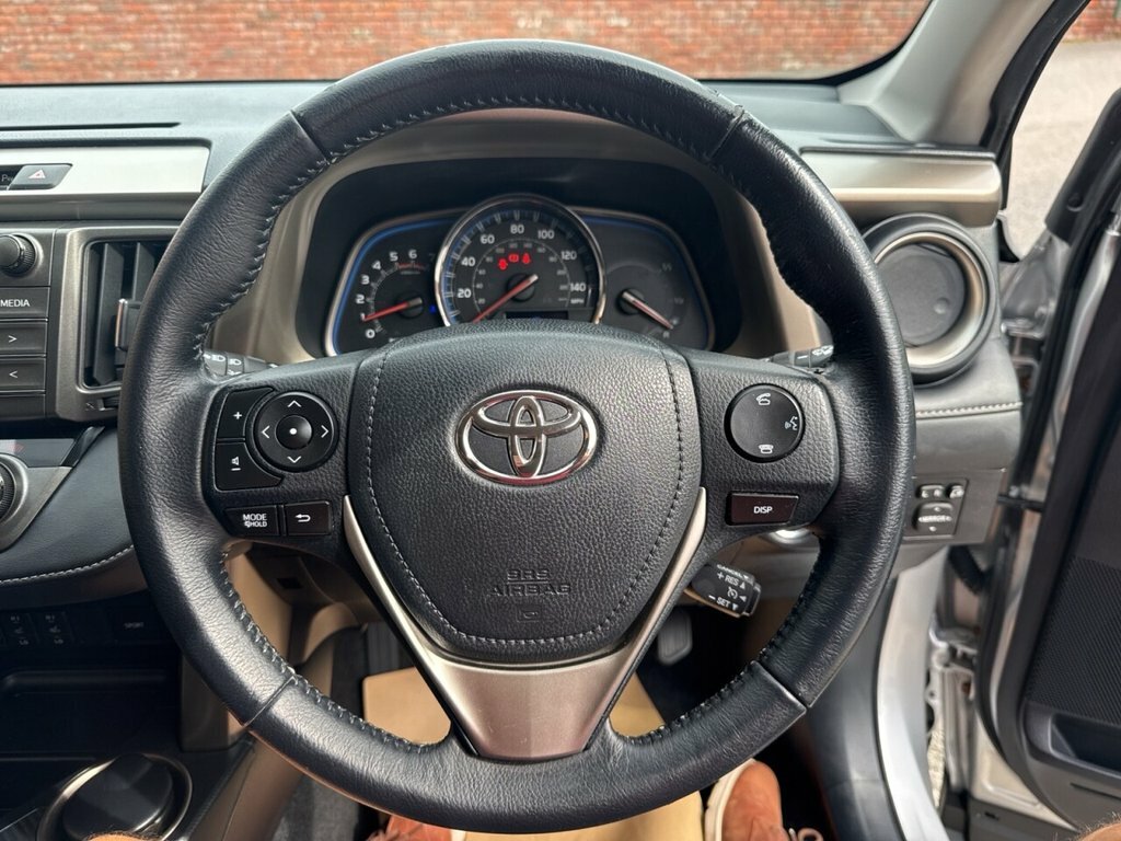 Toyota Rav 4 2.2 D-4d Icon White #7
