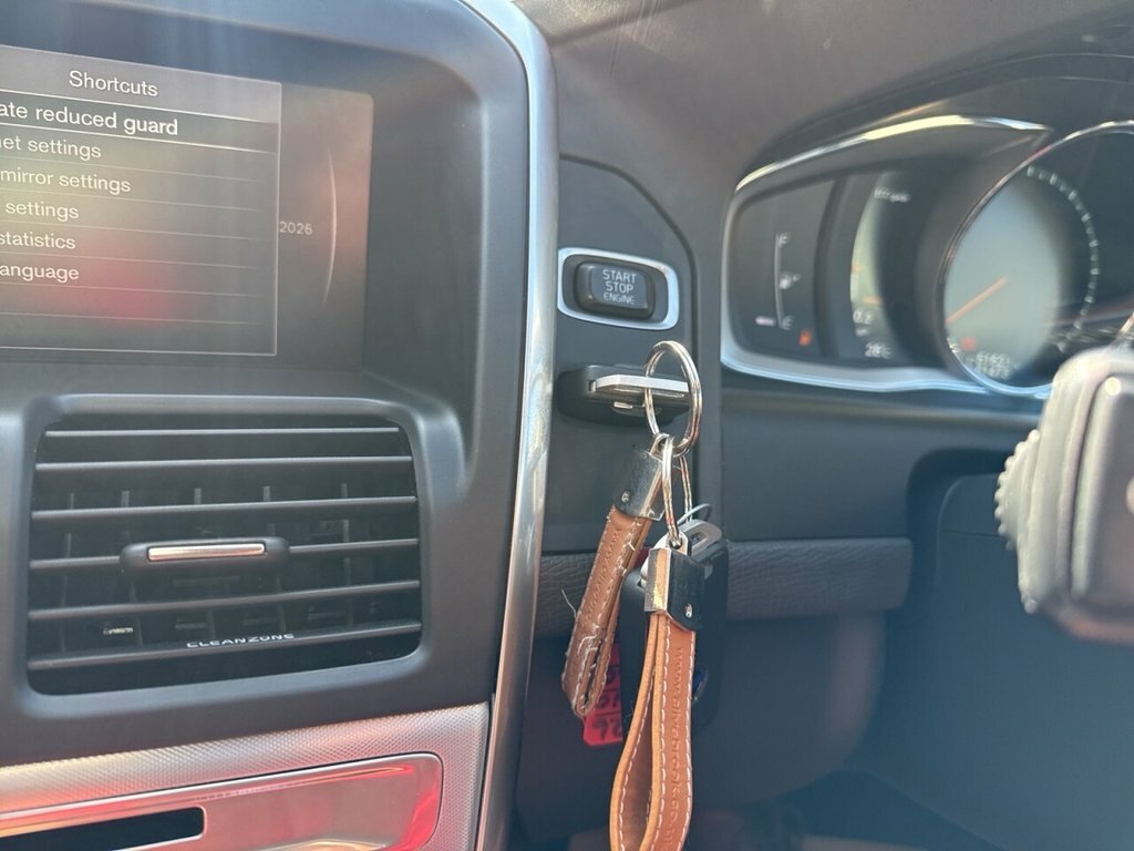Volvo XC60 D4 R-design Nav Awd Black #36