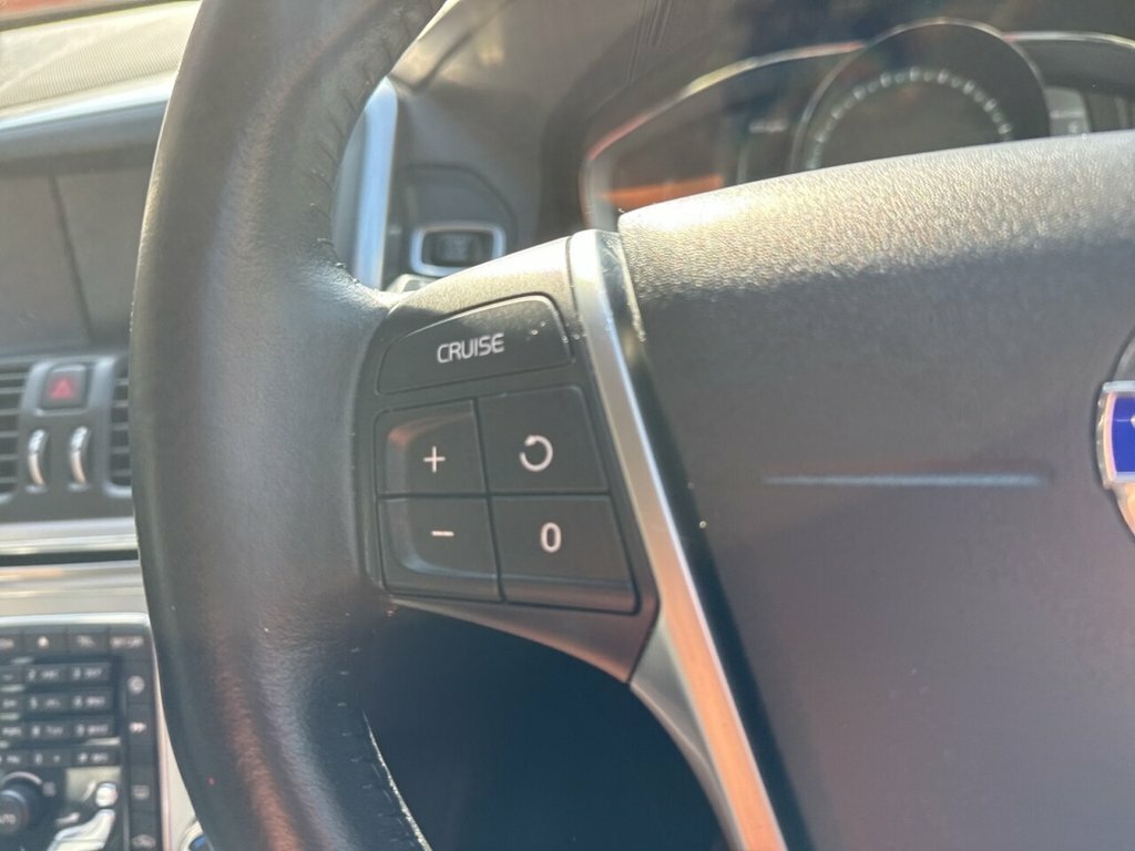 Volvo XC60 D4 R-design Nav Awd Black #38