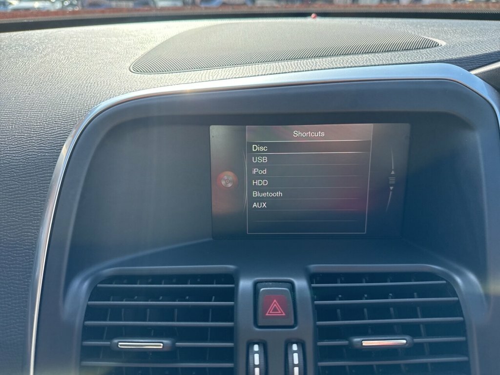 Volvo XC60 D4 R-design Nav Awd Black #11