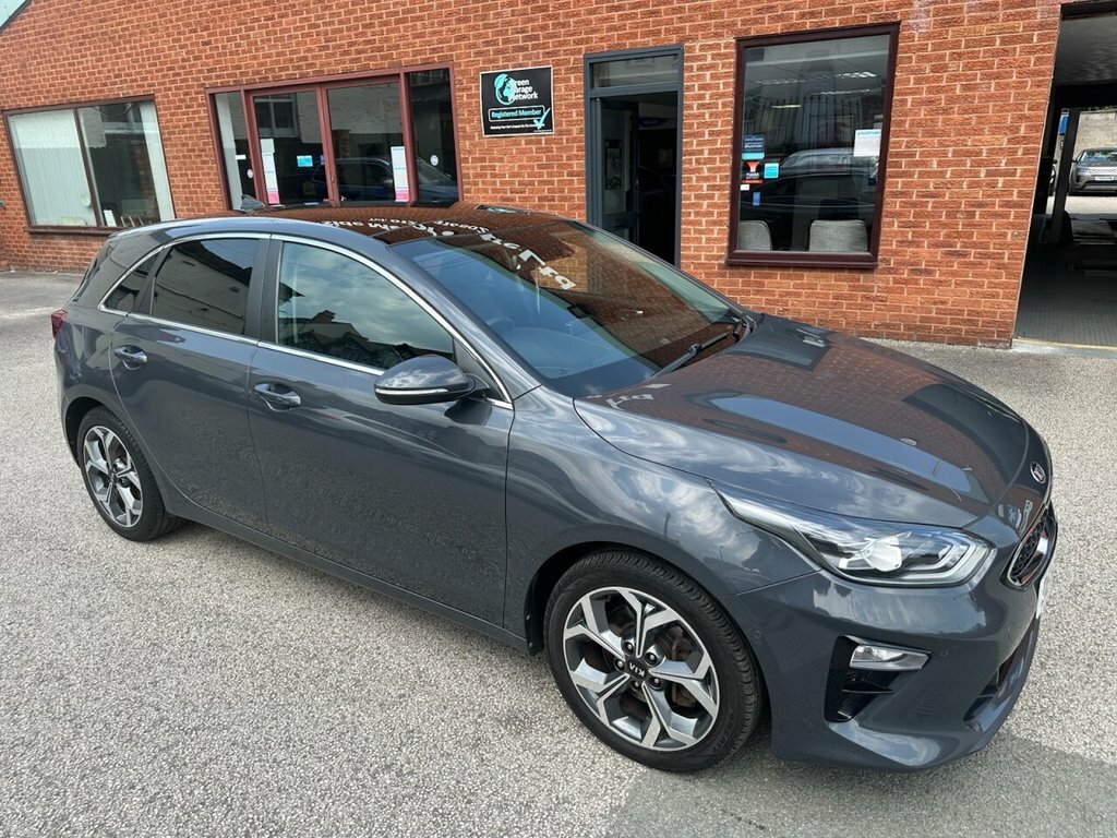 Kia Ceed 1.4L First Edition Grey