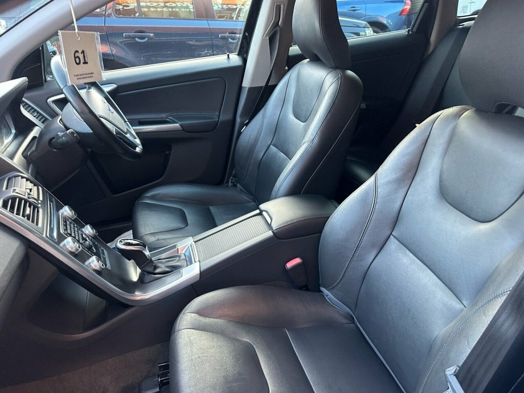 Volvo XC60 2L Se Lux Nav Black #4