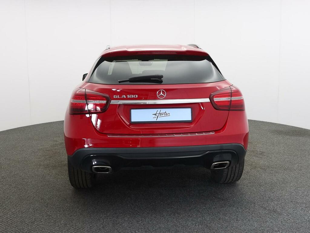 Mercedes-Benz GLA Class 180 Urban Edition BJ69OSO Red #6