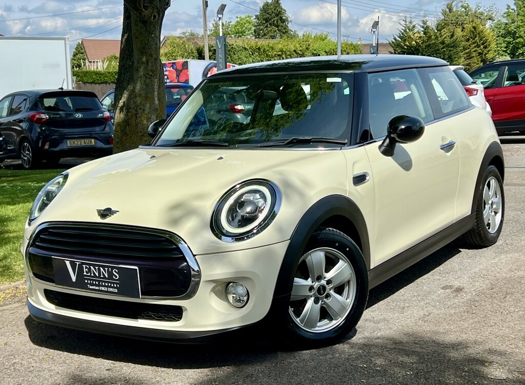 Mini Hatch 1.5 Cooper 3-Door Hatch PJ18MKV White #3