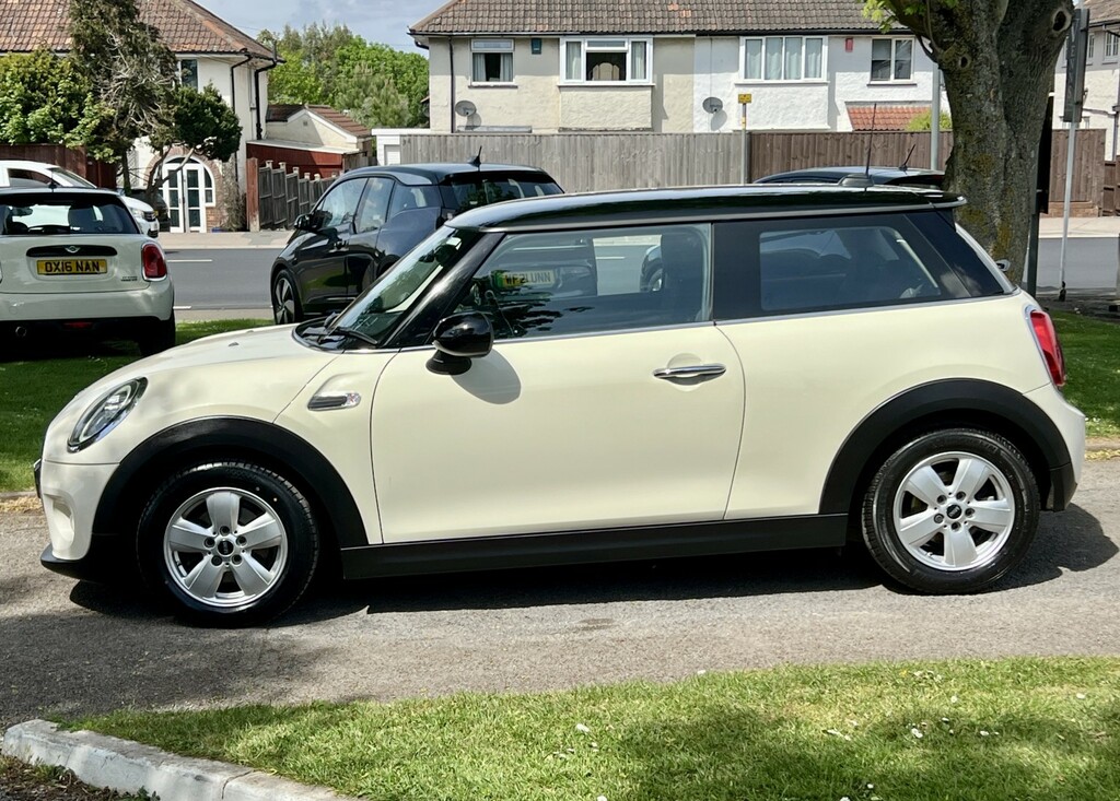 Mini Hatch 1.5 Cooper 3-Door Hatch PJ18MKV White #4