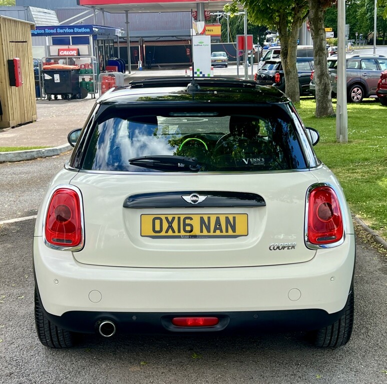 Mini Hatch Hatchback 1.5 5-Door Hatch Cooper 201616 White #6