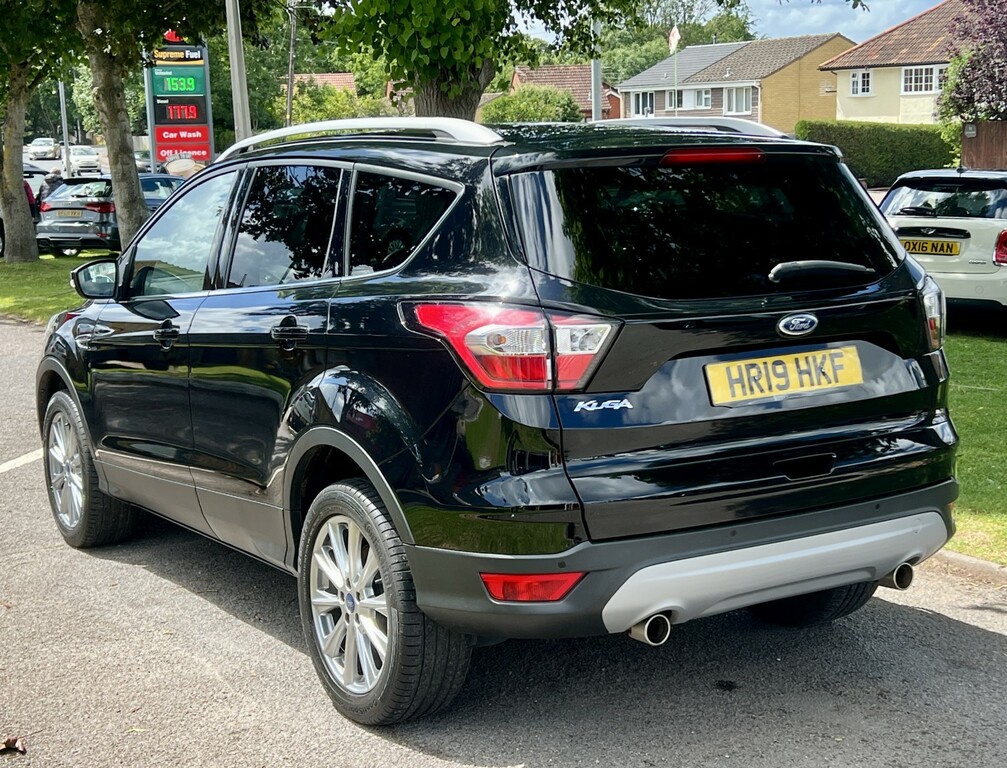 Ford Kuga Suv 1.5 T Ecoboost Titanium Edition 201919 Black #5