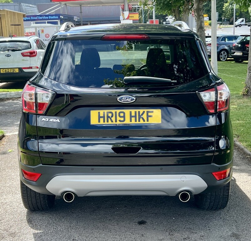 Ford Kuga Suv 1.5 T Ecoboost Titanium Edition 201919 Black #6