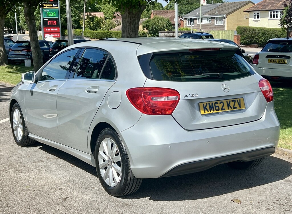 Mercedes-Benz A Class Hatchback 1.6 A180 Blueefficiency Se 201362 Silver #4