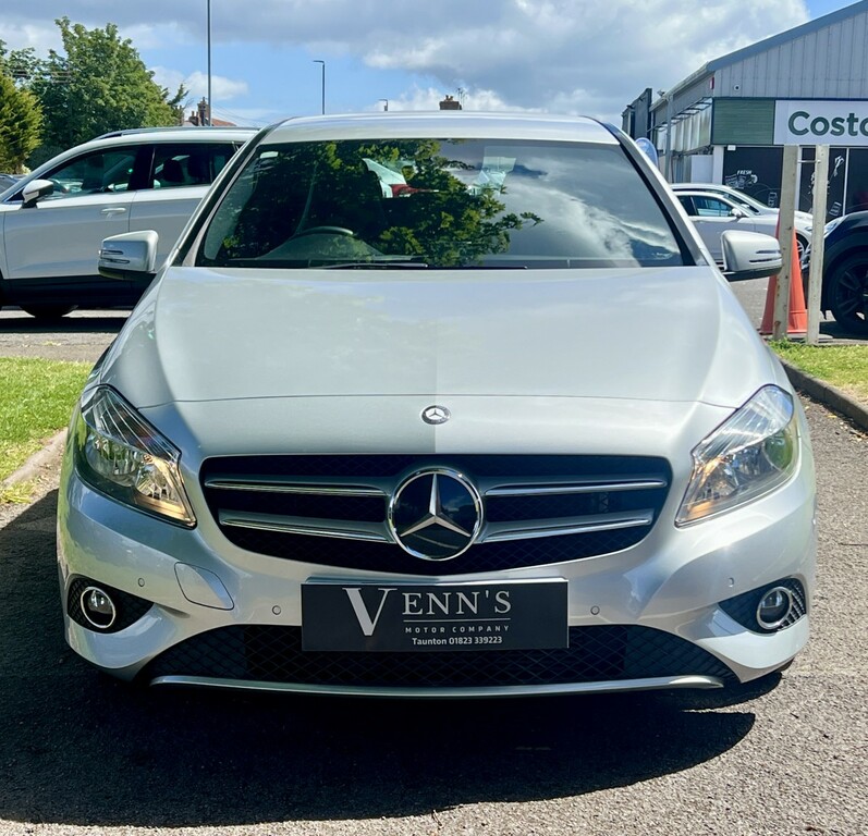 Mercedes-Benz A Class Hatchback 1.6 A180 Blueefficiency Se 201362 Silver #2
