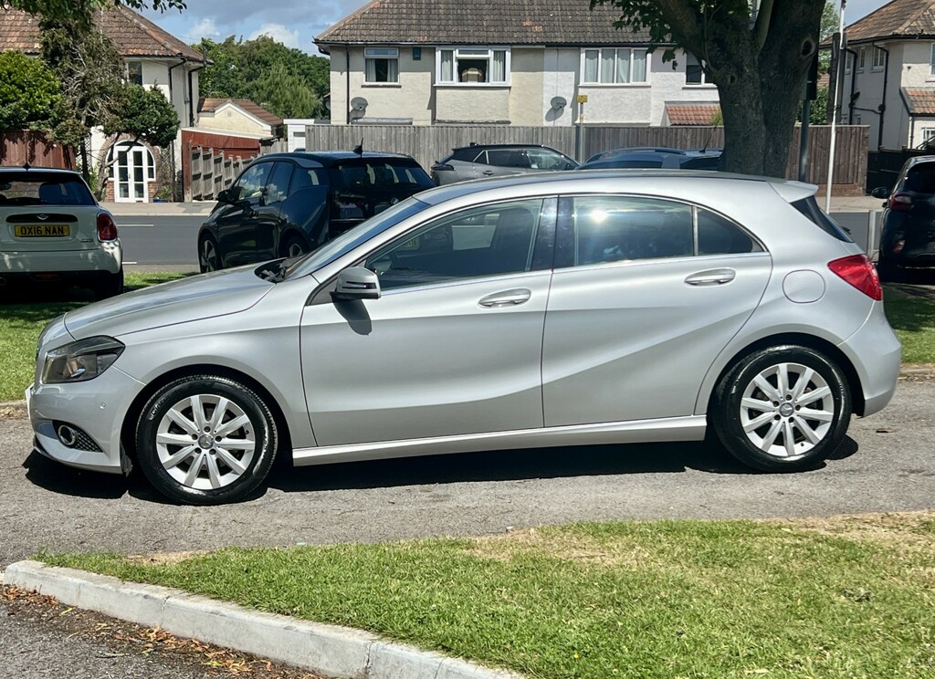 Mercedes-Benz A Class Hatchback 1.6 A180 Blueefficiency Se 201362 Silver #4