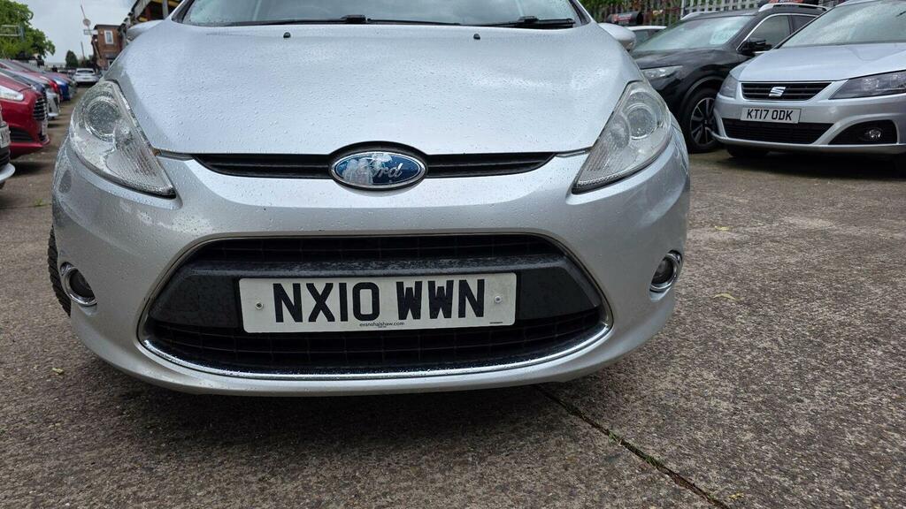 Ford Fiesta 1.25 Zetec 82 Red #6