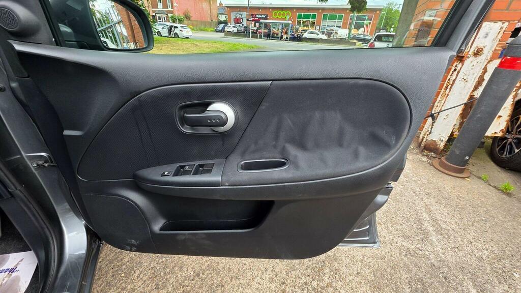 Nissan Note Mpv 1.4 N-tec Black #27