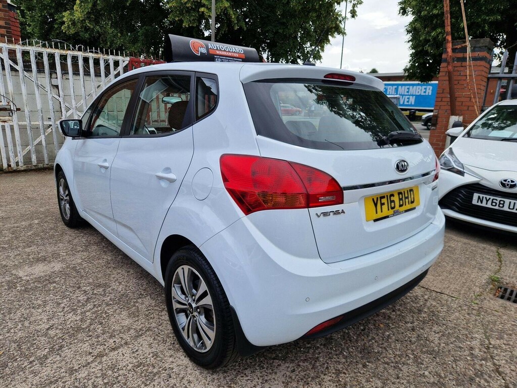 Kia Venga 1.4 2 Euro 6 Ss White #3