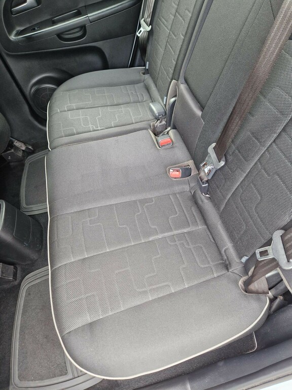 Kia Venga Mpv 1.6 4 Euro 6 201665 Silver #21