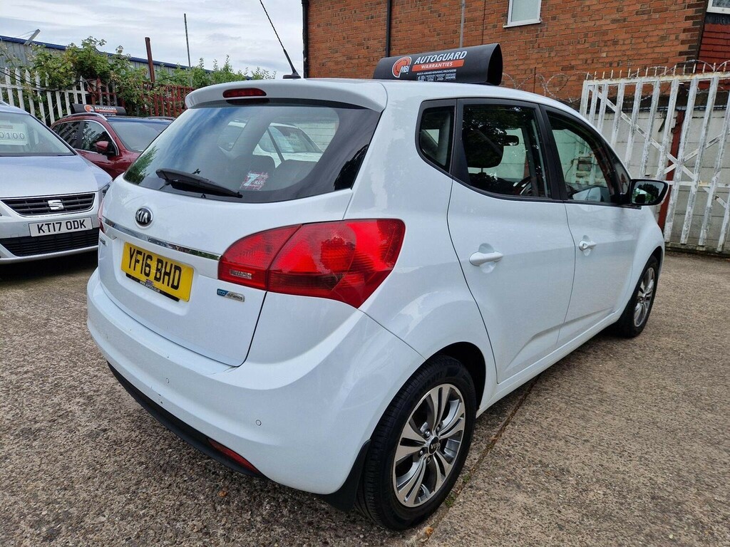 Kia Venga Mpv 1.6 4 Euro 6 201665 Silver #9