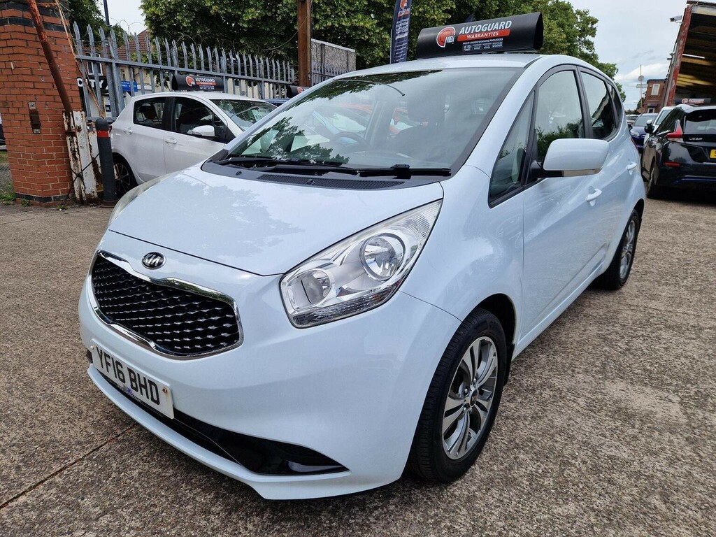 Kia Venga Mpv 1.6 4 Euro 6 201665 Silver #8