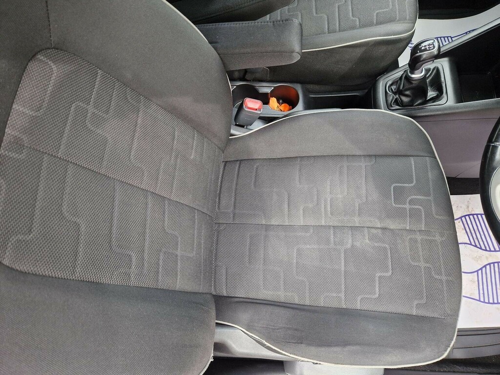 Kia Venga Mpv 1.6 4 Euro 6 201665 Silver #19