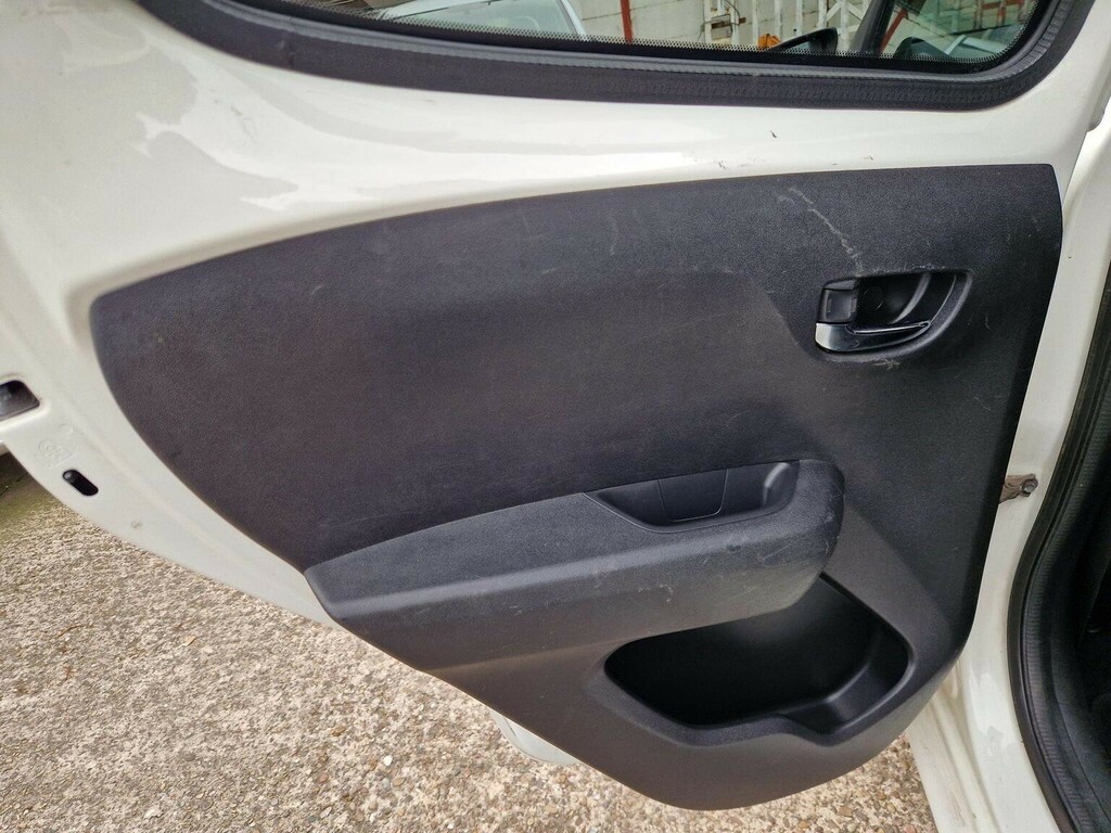 Citroen C1 1.2 Puretech Flair Euro 6 Black #31