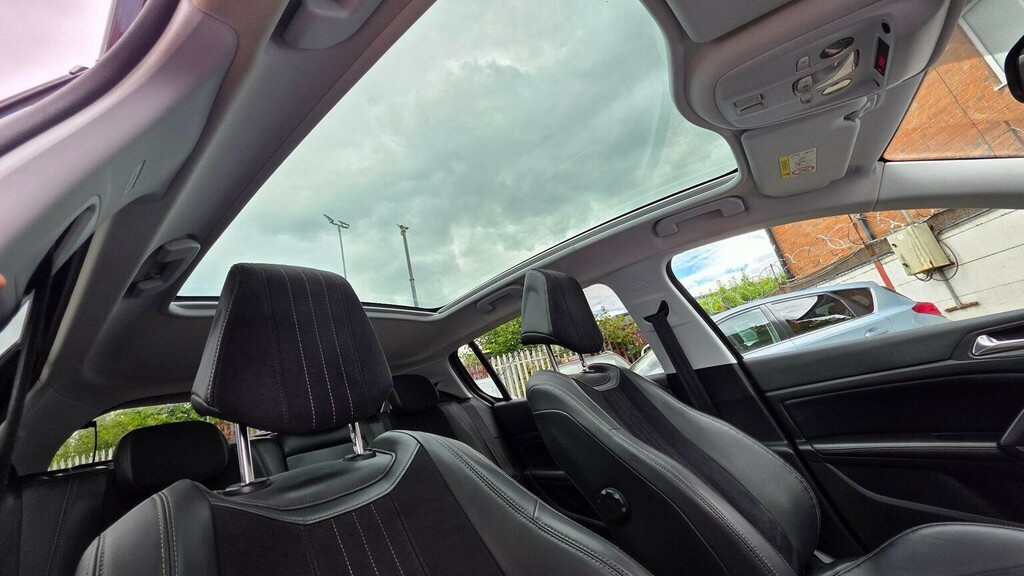 Peugeot 308 Convertible  #36