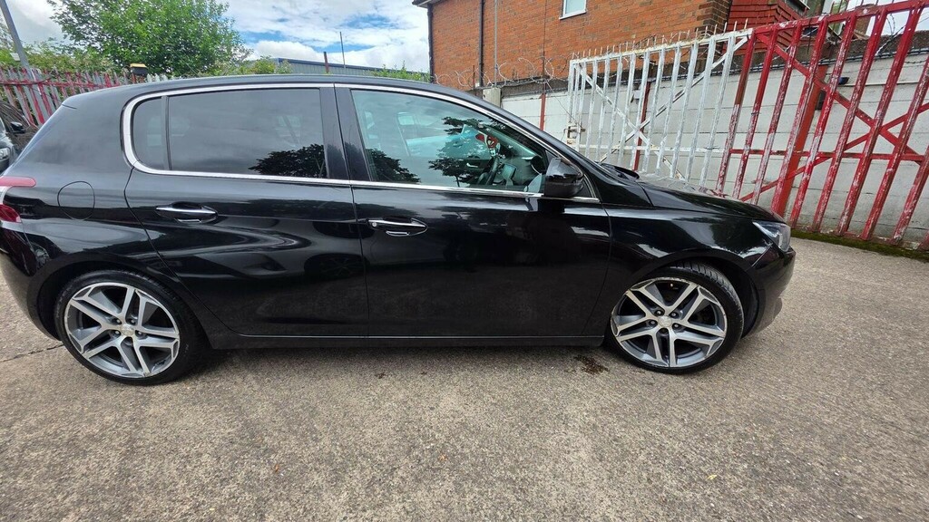 Peugeot 308 Convertible  #16