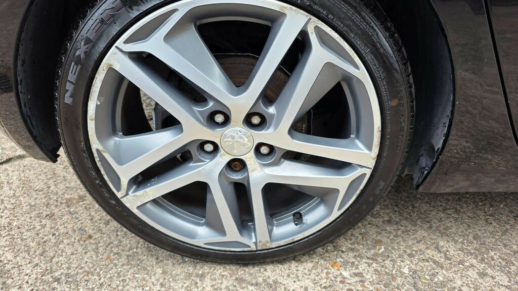 Peugeot 308 Convertible  #43