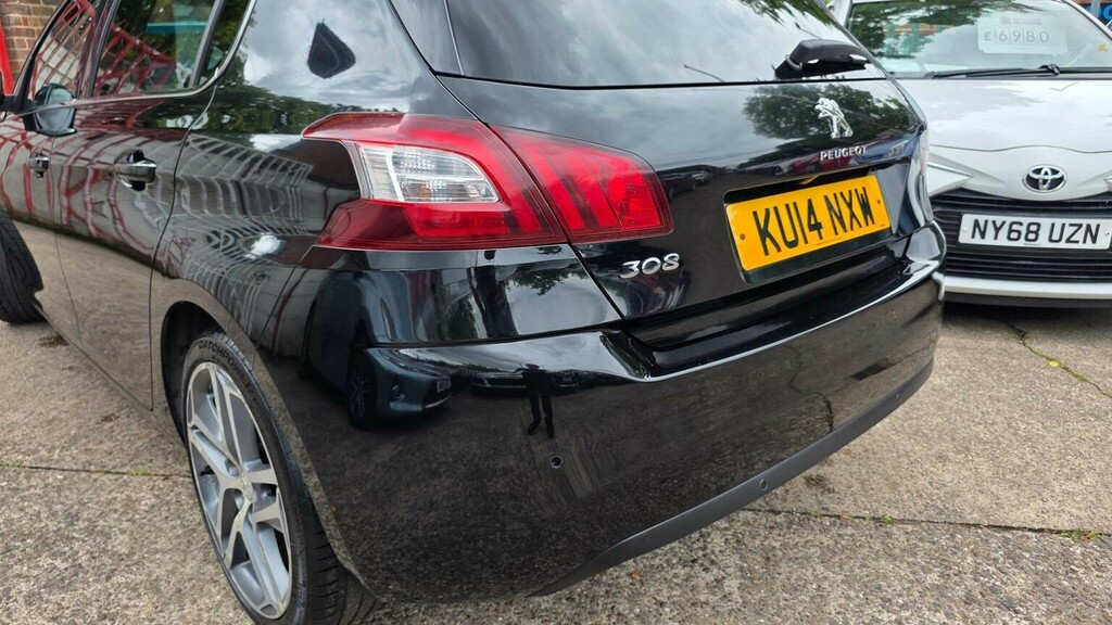 Peugeot 308 1.6 E-hdi Feline Euro 5 Ss Black #6