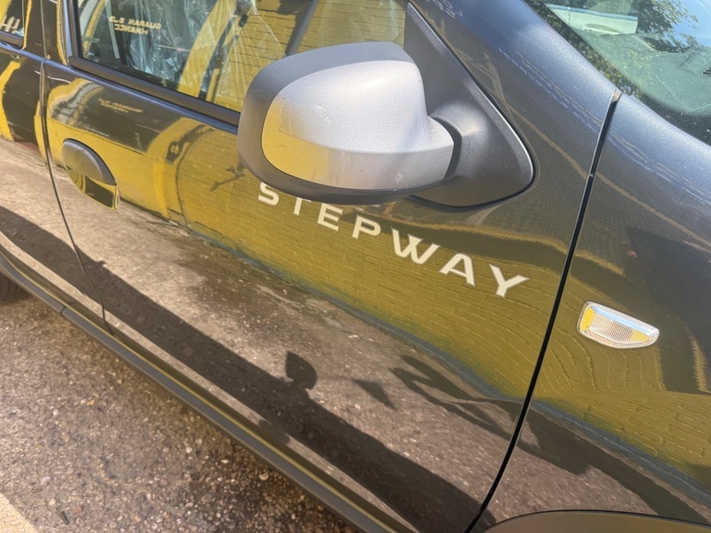 Dacia Sandero Stepway Ambiance Tce Grey #4
